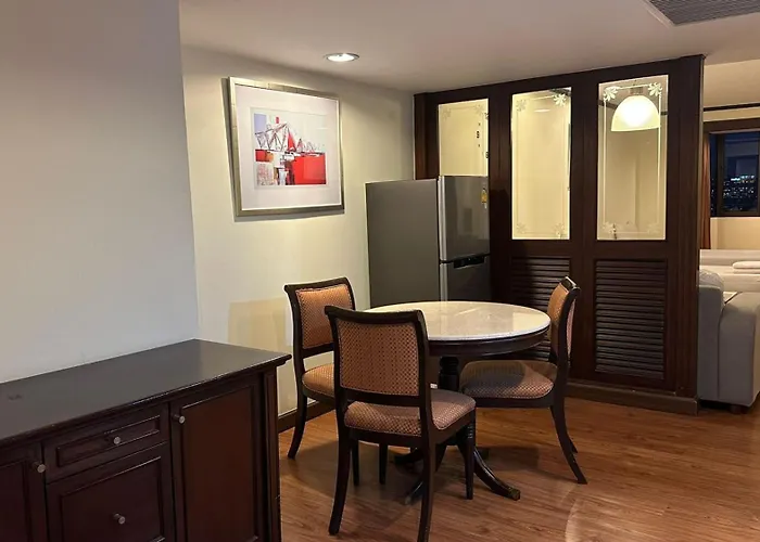 Rent Omni Tower Nana - Prime Sukhumvit Location *
