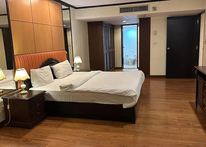 Rent Omni Tower Nana - Prime Sukhumvit Location Apartamento Banguecoque