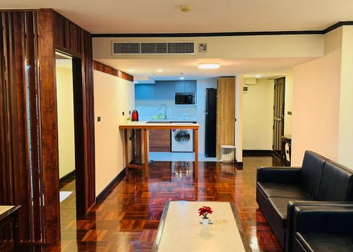 Rent Omni Tower Nana - Prime Sukhumvit Location Apartamento Banguecoque