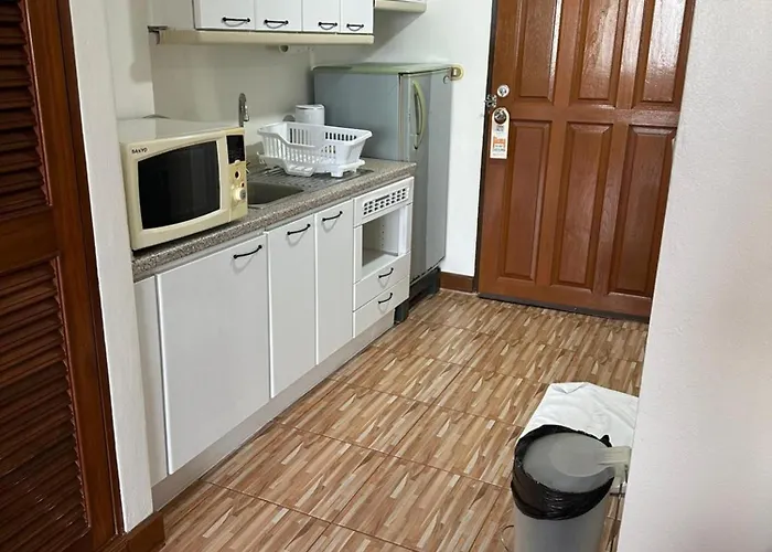Rent Omni Tower Nana - Prime Sukhumvit Location Bangkok