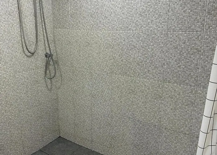 Rent Omni Tower Nana - Prime Sukhumvit Location * Bangkok