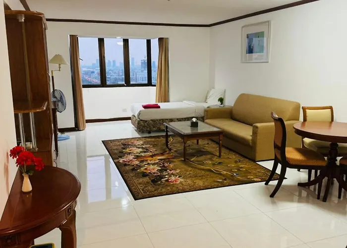 Rent Omni Tower Nana - Prime Sukhumvit Location Apartamento Banguecoque