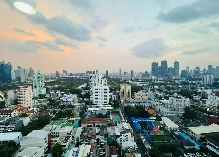 Rent Omni Tower Nana - Prime Sukhumvit Location Apartamento *