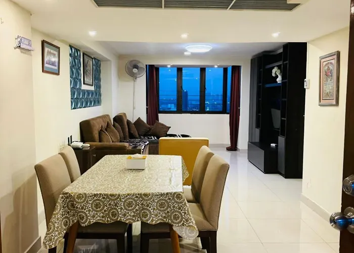 Rent Omni Tower Nana - Prime Sukhumvit Location