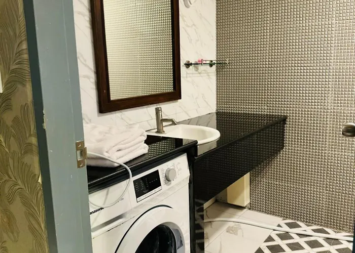 Rent Omni Tower Nana - Prime Sukhumvit Location Apartamento