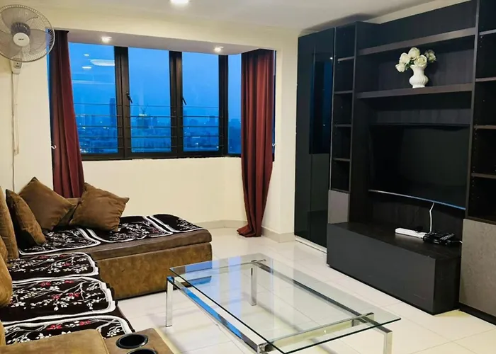Rent Omni Tower Nana - Prime Sukhumvit Location Apartamento *