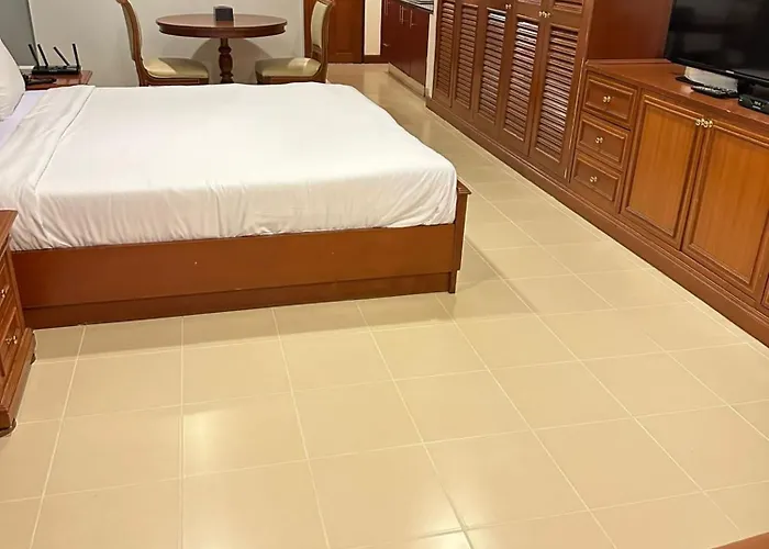 Rent Omni Tower Nana - Prime Sukhumvit Location Apartamento *