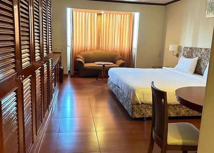Rent Omni Tower Nana - Prime Sukhumvit Location Apartamento *