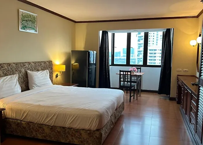 Rent Omni Tower Nana - Prime Sukhumvit Location * Banguecoque