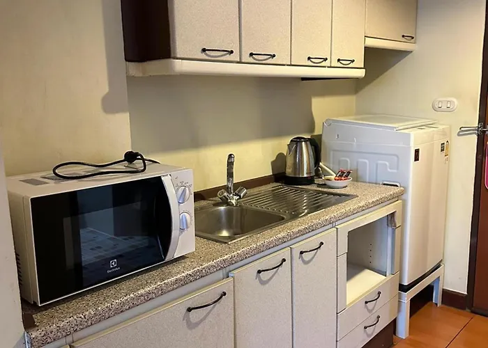 Rent Omni Tower Nana - Prime Sukhumvit Location *