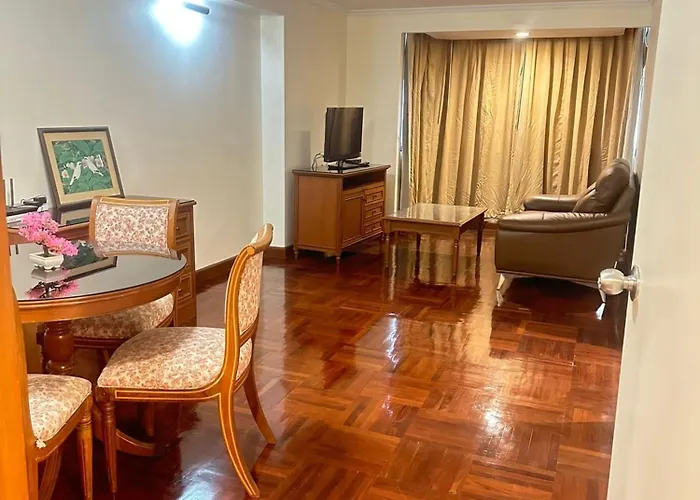 Apartamento Rent Omni Tower Nana - Prime Sukhumvit Location Banguecoque