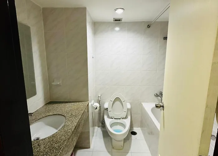 Rent Omni Tower Nana - Prime Sukhumvit Location